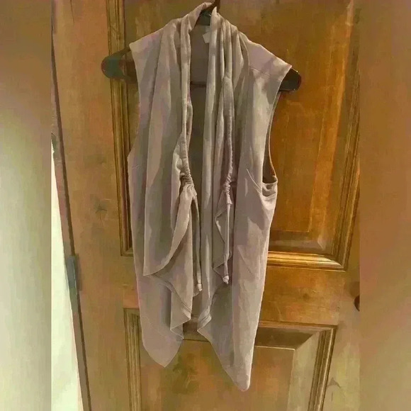 Calia by Carrie Underwood Size M Journey Vest Smoky Quartz Draped Open Front - Picture 3 of 5